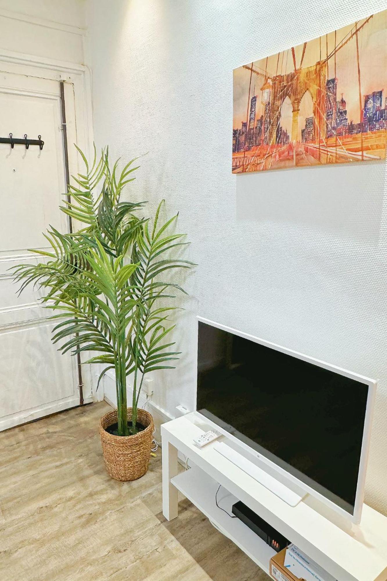 2 Minutes Metro Pasteur Paris 15Th Cosy Apartment Free Parking Esterno foto